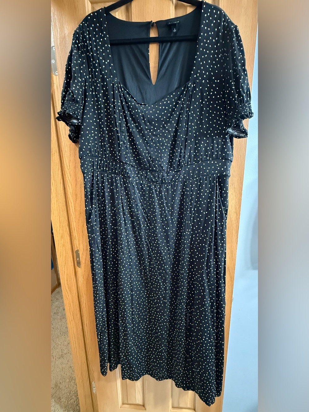 Torrid Tea Length Challis Black Polka Dot Midi Sweetheart Neckline Dress